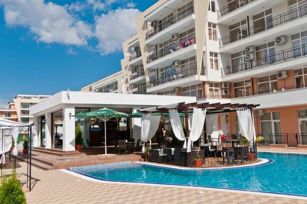 阳光海滩Apartament Grand Kamelia公寓 外观 照片